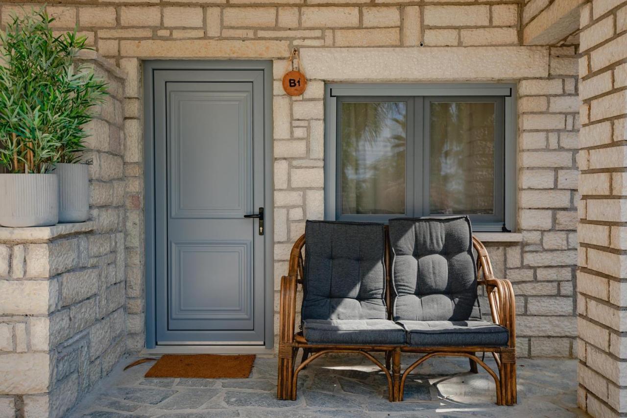 Orraon Lux Aparts K Apartment Preveza Exterior photo